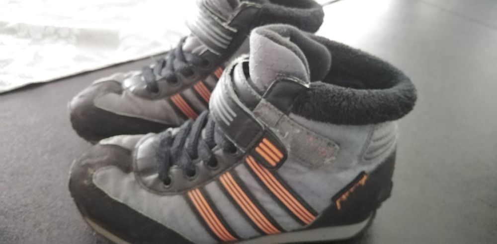 buty ADIDAS dla chłopca r. 33