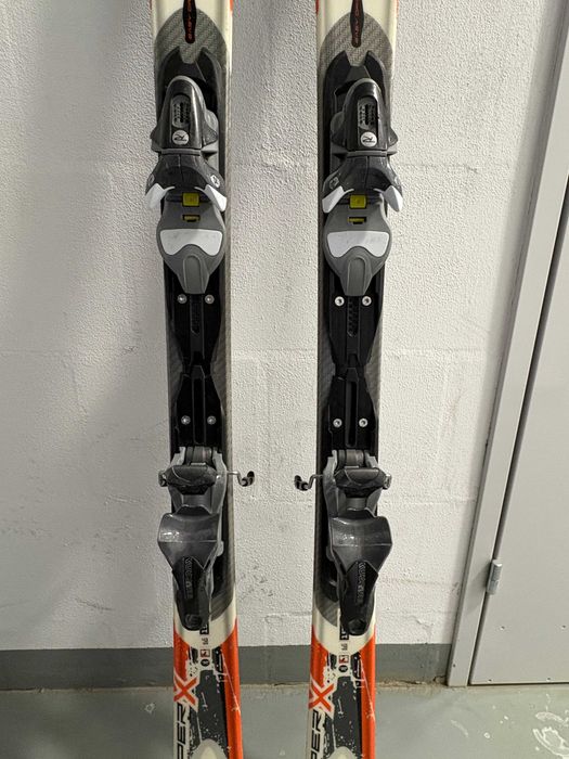 Rossignol Viper X 154 cm – narty carvingowe + wiązania Rossignol (gratis narty dziecięce 120cm Rossignol)