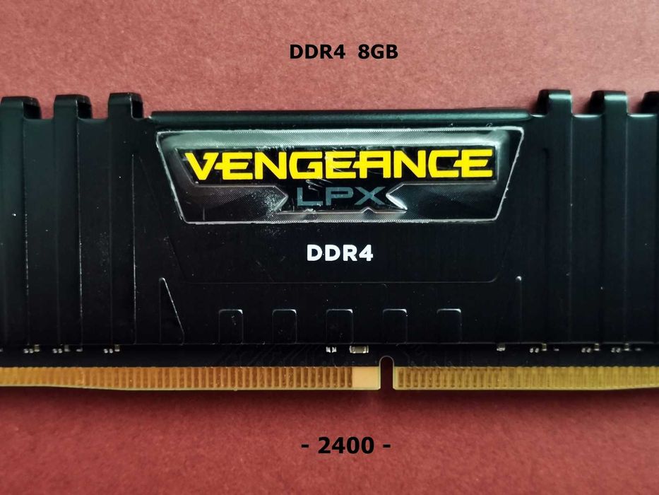 DDR4 8GB Corsair VengeAnce 2400 -Komputer