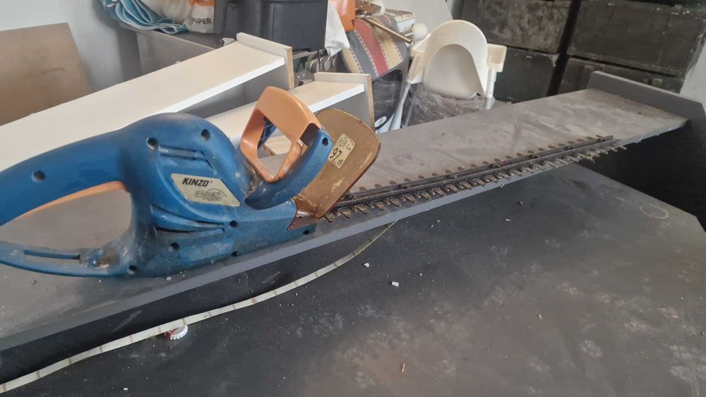 Elektryczne nożyce do żywopłotu kinzo