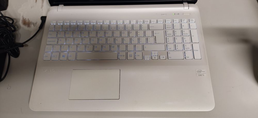 Portátil Sony I5