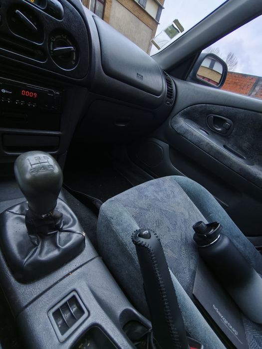 Mitsubishi Lancer 1.3 GLX