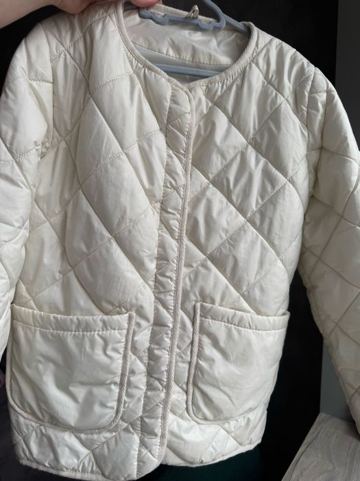 Куртка, дівчинка розмір 134-140.