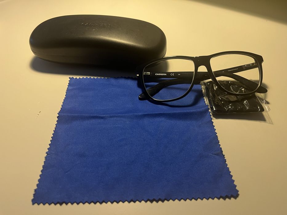 Óculos Carrera CA5512 com lentes