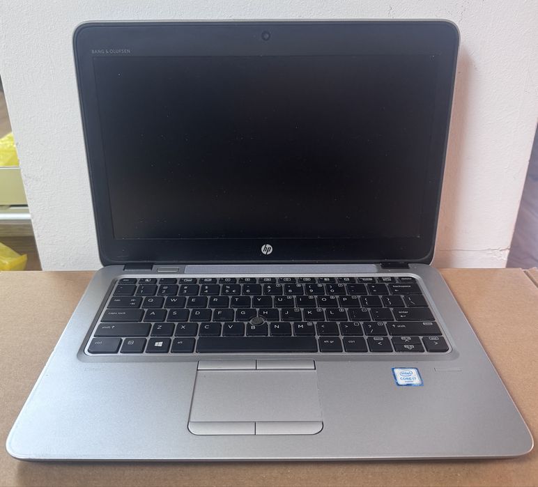 Laptop HP EliteBook 820 G3 i7/8GB/256GB zasilacz Windows 11