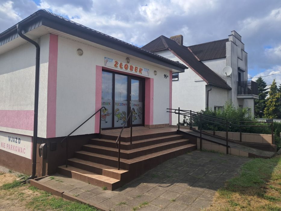 Lokal 100m2  - Biura , Uslugi , Handel