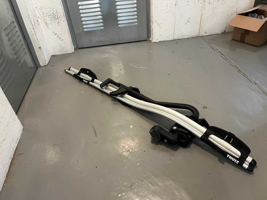 Suporte de Bicicleta para Tejadilho Thule Proride 591