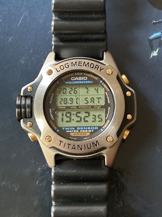 Casio DEP 700 “King Diver” profundimetro titanio