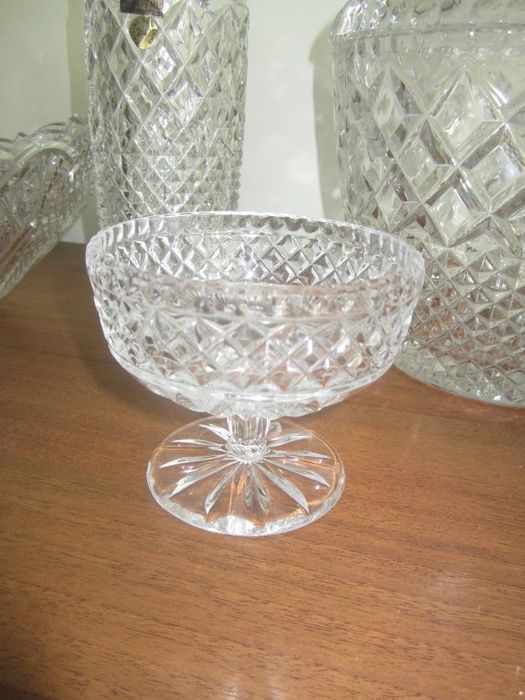 Конфетница -фруктовница з богемского хрусталя