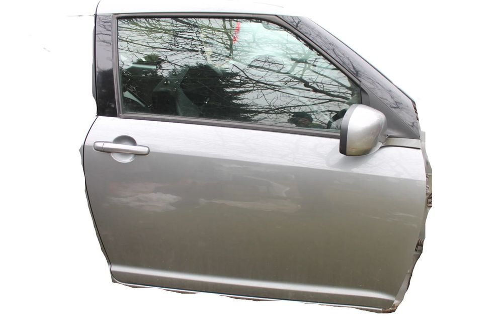 Suzuki swift mk6 05-10 3D drzwi prawe zcd