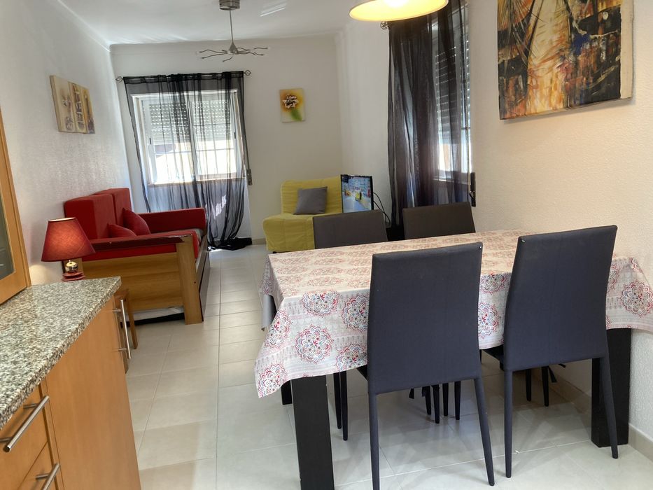 Sesimbra ferias T1 a 100m da praia