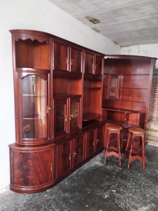 Bar de canto bom estado