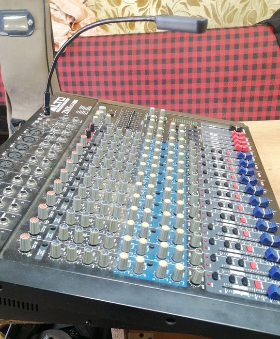 мікшерний пульт Alto professional zmx 164 fx usb