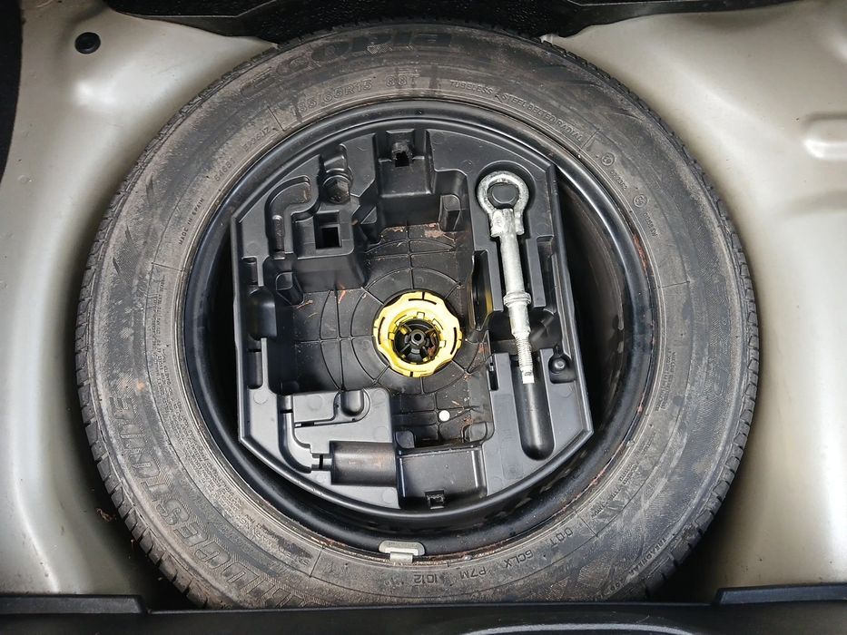 Kit de roda suplente PEUGEOT 208