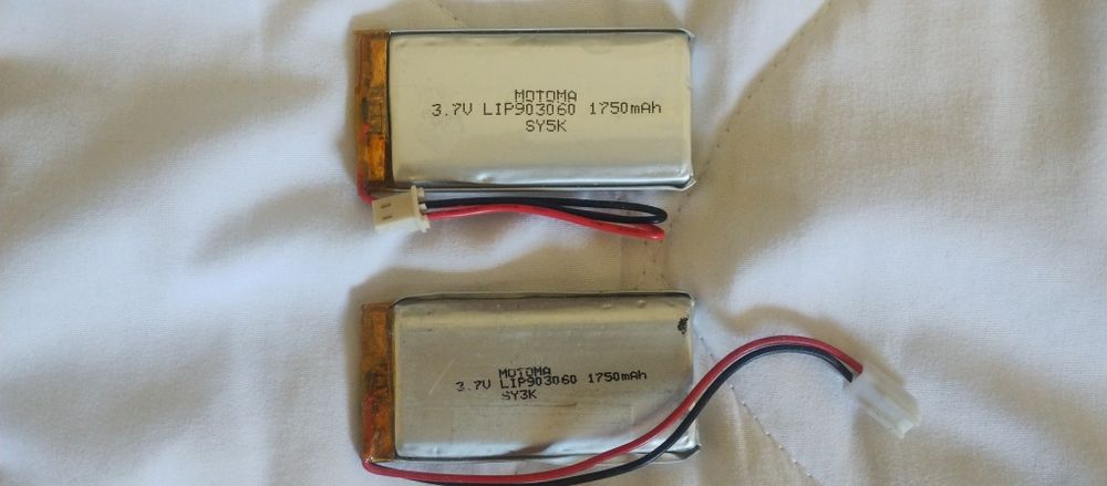 Lithium Batteries64752260382979120