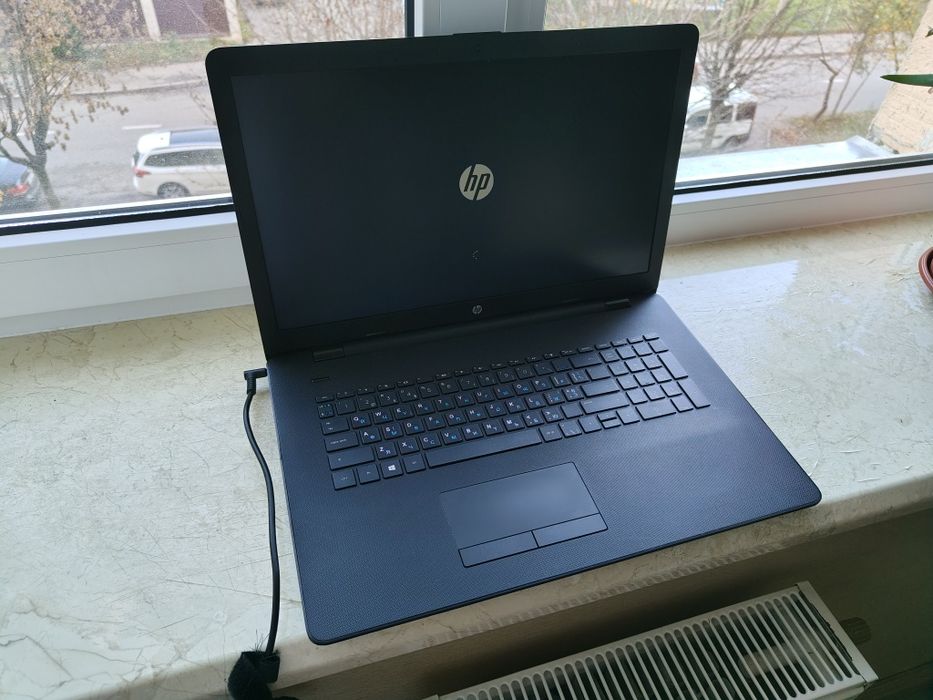 HP 17-ak017no AMD E2-9000E 2,0GHz 4Gb 120GB SSD Radeon R2 НОВА АКБ