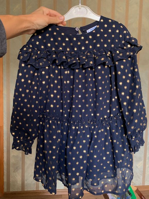 Нова з бірками Сукня Mayoral 110 5 років