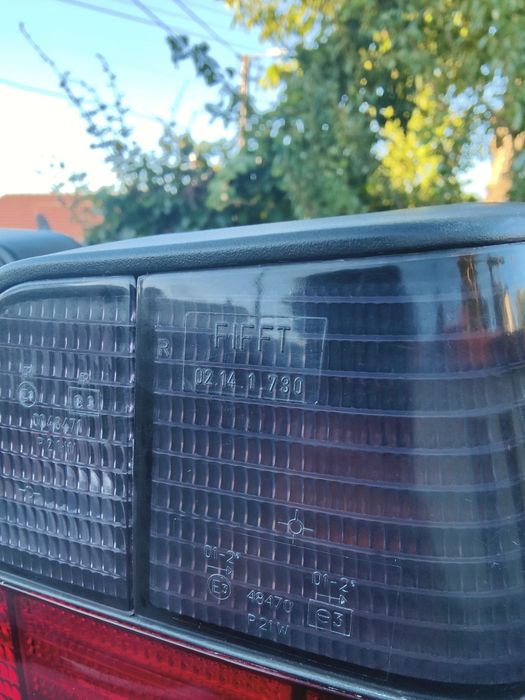 Farolins Originais Golf MK2