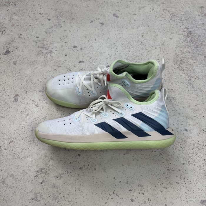 Оригінальні кросівки Adidas Stabil Next Gen ID1135