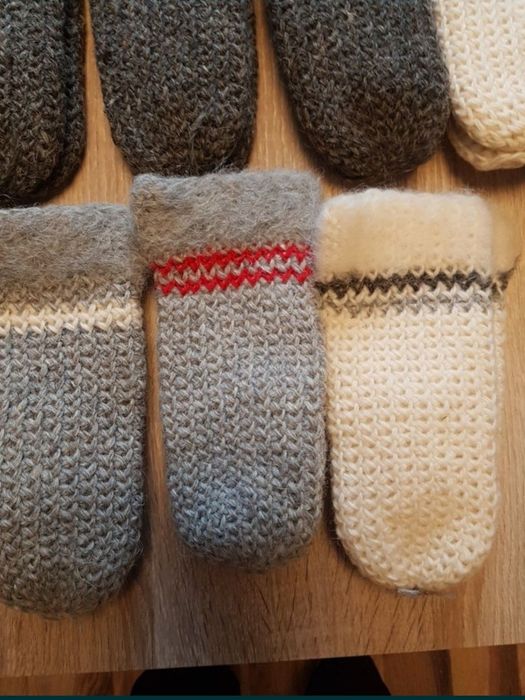 Rękawiczki i skarpetki wełniane