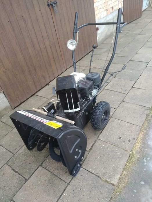 Odśnieżarka spalinowa z  napędem 6 km i 10 km. WYSYŁKA