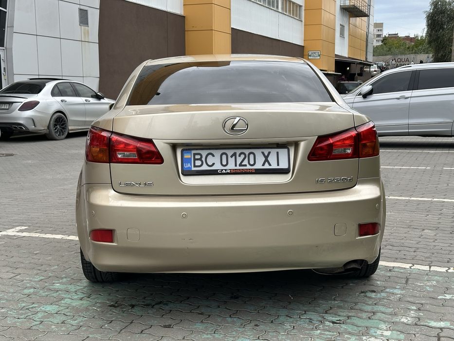 Lexus IS 220d 2005р