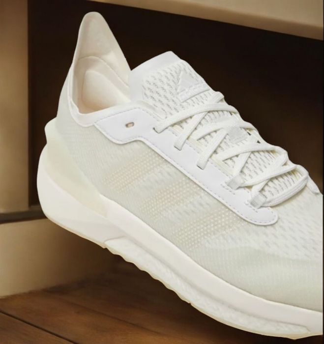 Кроссовки мужские Adidas Avryn Boost(Оригинал)47-29,5см.