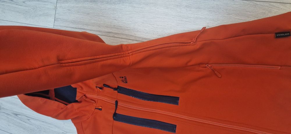 Jack Wolfskin L.        .