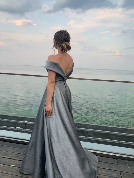 Сукня на Випускний