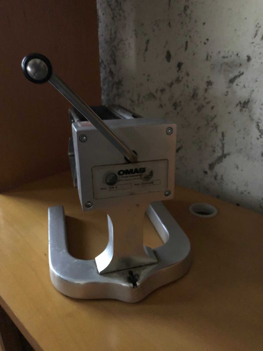 Máquina Manual para Amaciar Carne – Uso Profissional (Inox)