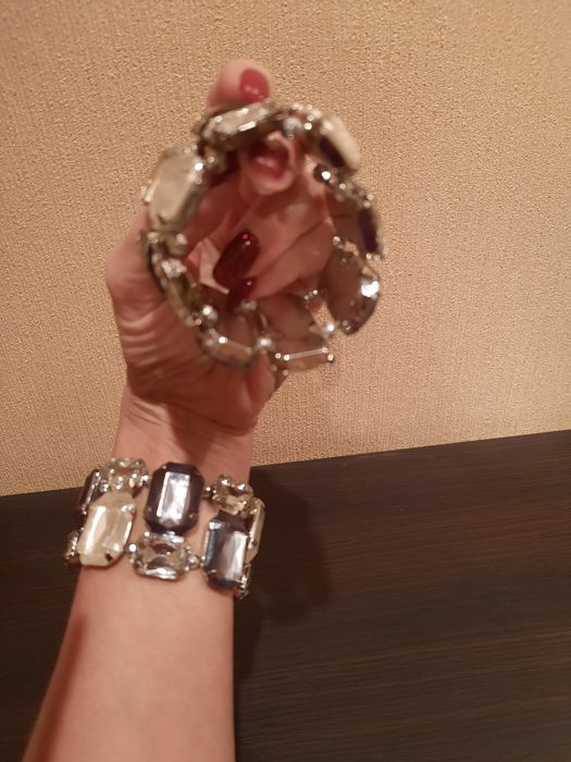 Продам красивый браслет