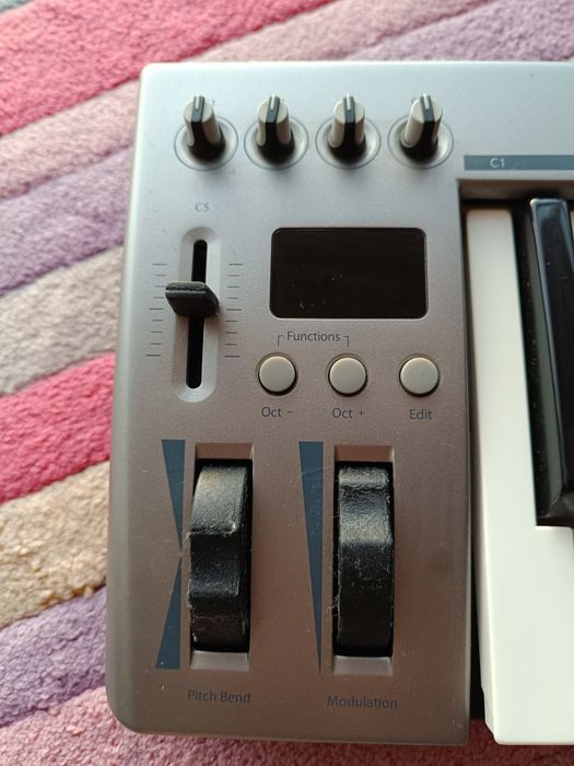 MIDI Controller Keyboard Masterkey 49 USB