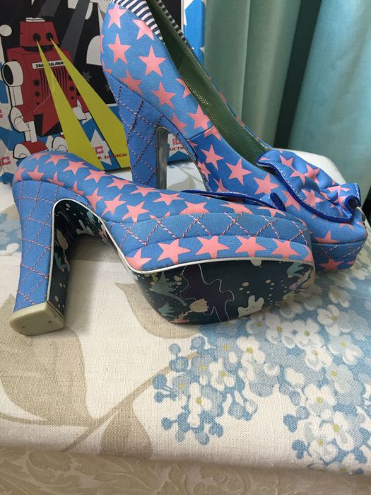 damskie buty na koturnie