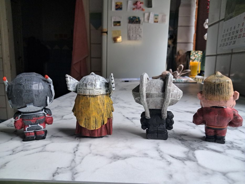 Фигурки Marvel, Disney, DC