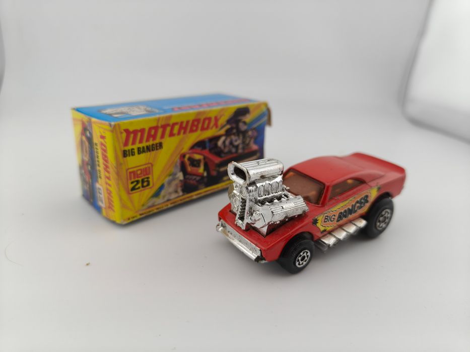 MB26 Matchbox Superfast Big Banger Box