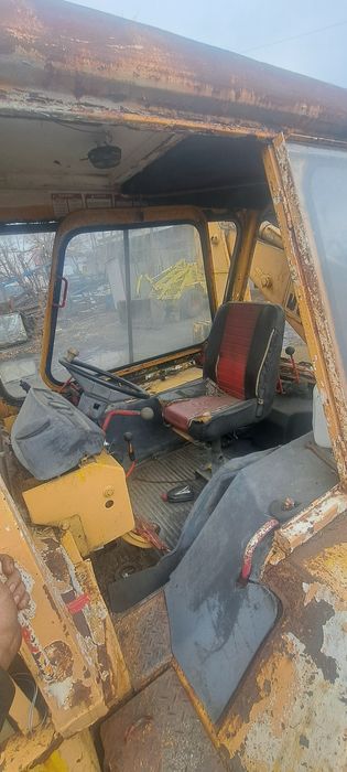Koparko ladowarka jcb 3c lyzka przednia