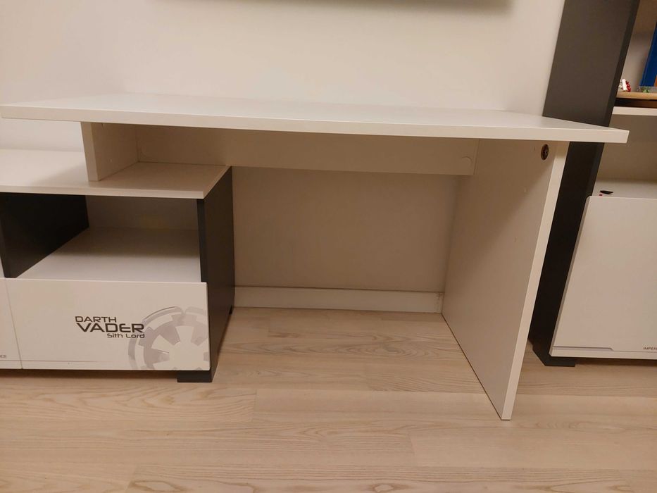 Sprzedam biurko z kolekcji Star Wars renomowanej firmy Meblik