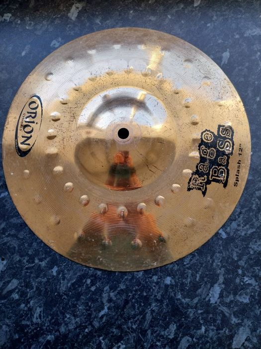 Vendo pratos impecaveis