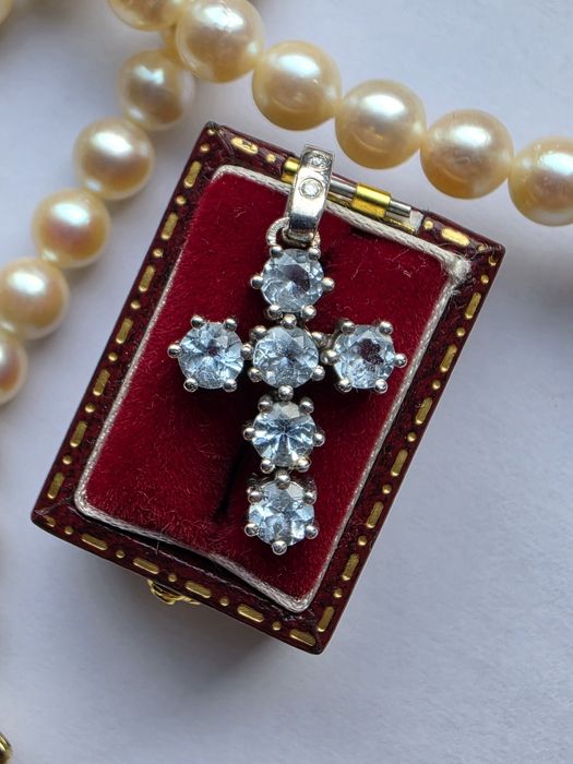 Krzyżyk Topazy Diamenty Złoto 585 WYCENA 3500zl