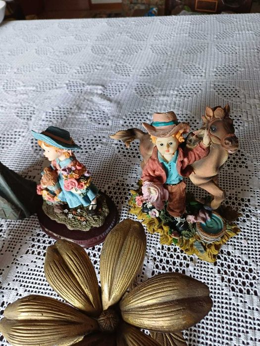 Peças decorativas diversas