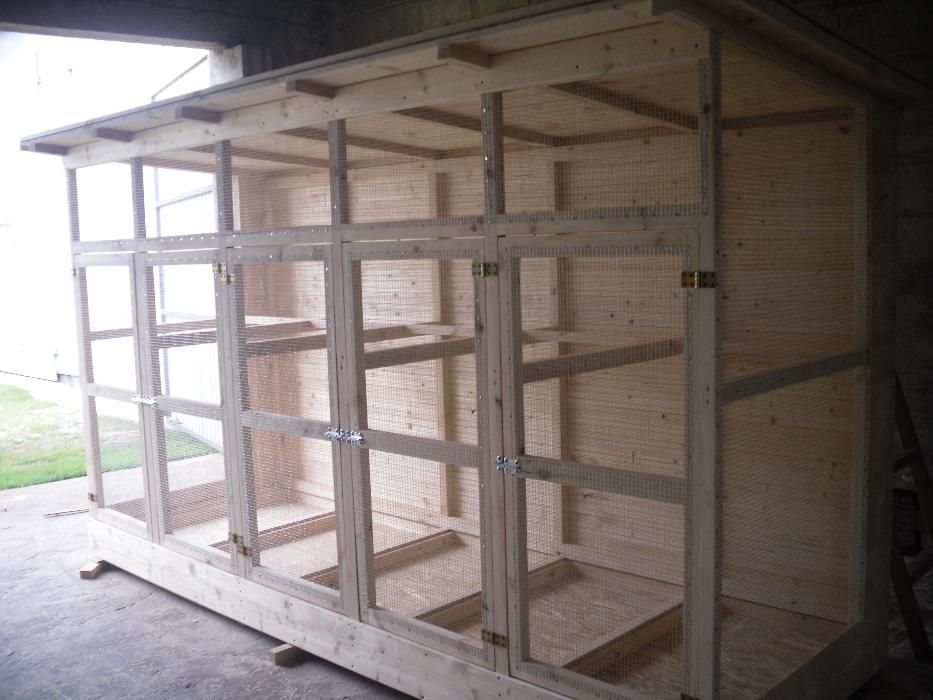 woliera dla papug z przedsionkiem