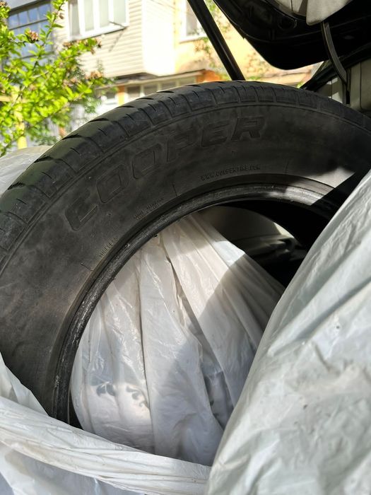 Продам Шины 235/60 R18 - Лето