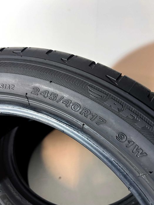 Pneus Bridgestone Potenza S001 - 245/40/17 - Muito Bons