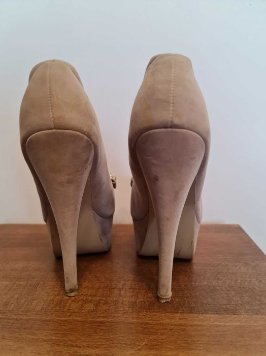 Szpilki High heels Koi Couture rizmiar 40