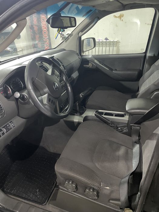 Nissan Pathfinder 2006 2.5 diesel