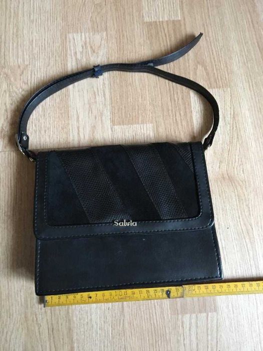 Czarna torebka listonoszka lata 90 Y2K vintage