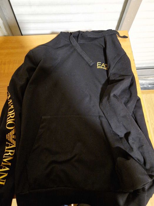 Camisola Emporio Armani.
