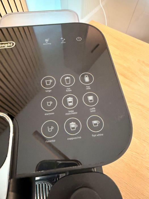 Nespresso Gran Lattissima EN650. B