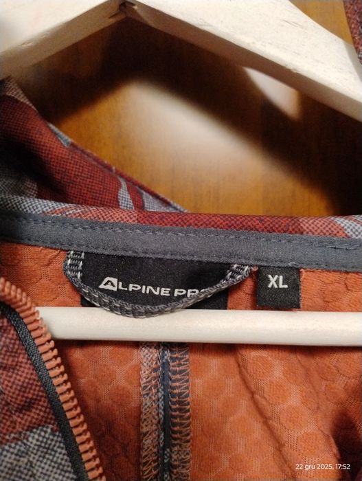 Damska kurtka turystyczna XL  Alpine pro softshell windbarrier 8000