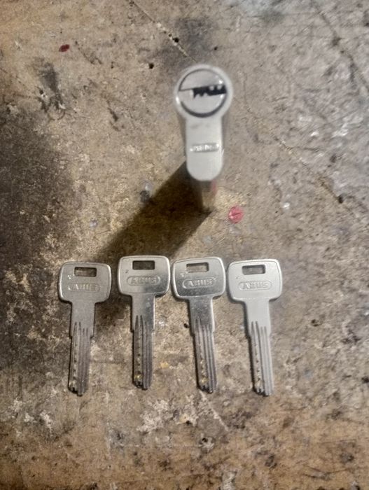 Wkładka do drzwi Abus + 4 klucze